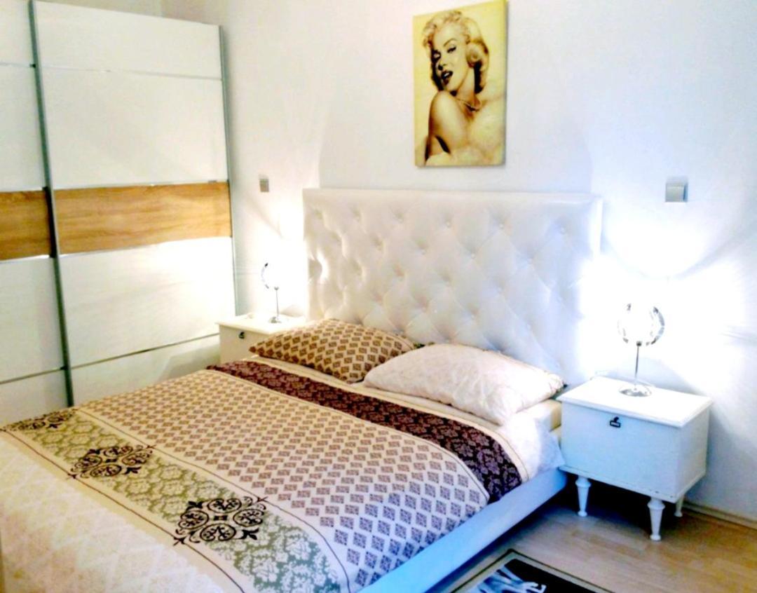 Apartment Ory Near The City Center With Free Parking PUY Exterior foto