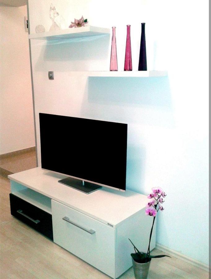 Apartment Ory Near The City Center With Free Parking PUY Exterior foto
